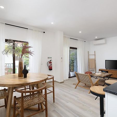 Amazing Beach House With Balcony ลากอส ภายนอก รูปภาพ