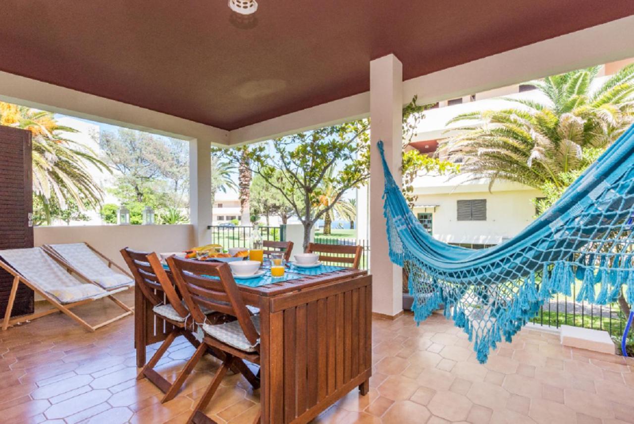 Amazing Beach House With Balcony ลากอส ภายนอก รูปภาพ